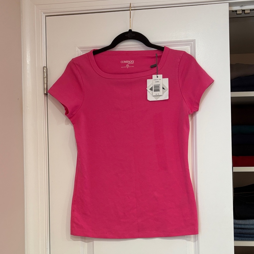 Company Ellen Tracy Vibrant Pink Short Sleeve Tee